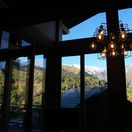 Caseblanche - Carline Mae-2954 Chalet *